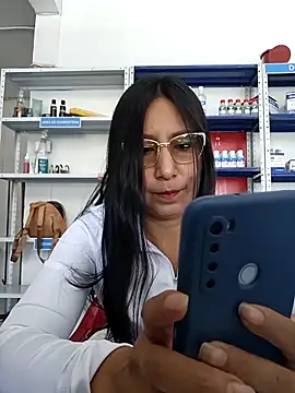 Megan jennerr online show from 02-28-25, 02:20