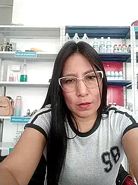 Megan jennerr online show from 03-03-25, 02:37