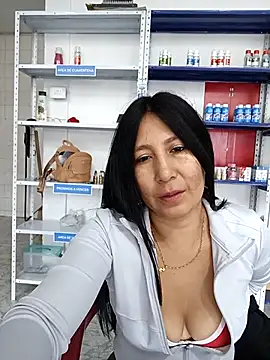 Megan jennerr online show from 10-03-25, 01:52