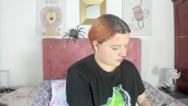 CelessteRedds online show from 10-23-25, 11:20