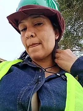 Slut Milf  online show from 03-11-25, 03:12