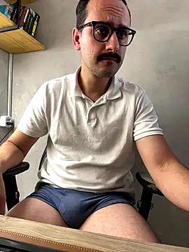 Superdad online show from 10-16-25, 02:07