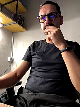 Superdad online show from 12-14-25, 01:55