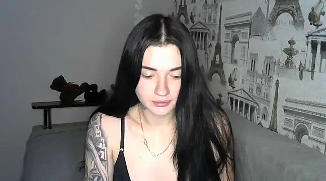 Liana diva online show from 01-04-25, 10:24