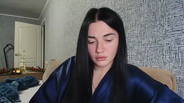 Liana diva online show from 12-14-25, 06:23