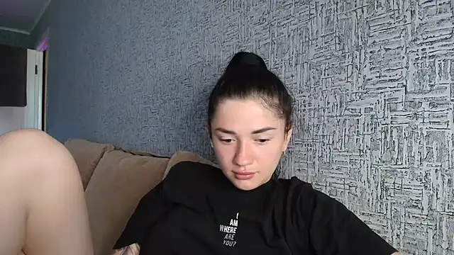 Snapshot of Liana_diva chatting on 06-28-26, 10:10 Liana diva online show from 06-28-26, 10:10
