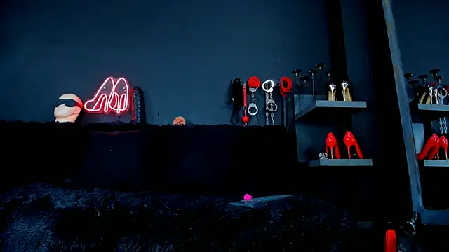 DelaneyStone online show from 09-19-25, 03:56