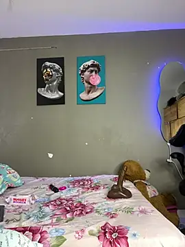 Lilybaudinx96 online show from 02-05-25, 03:45