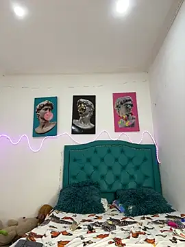 Lilybaudinx96 online show from 05-30-26, 06:10