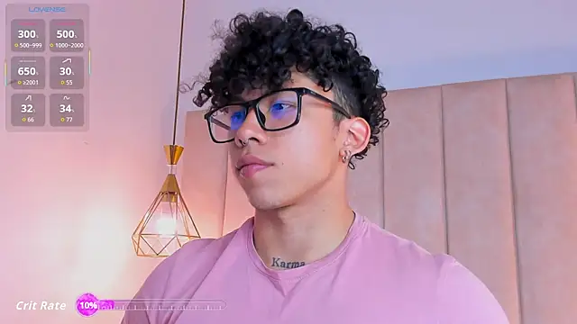 AkazaBoy  online show from 11-19-25, 04:34