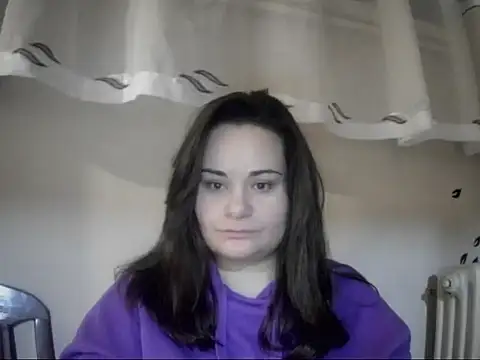 Snapshot of AalinnaK chatting on 02-11-26, 05:29 AalinnaK online show from 02-11-26, 05:29