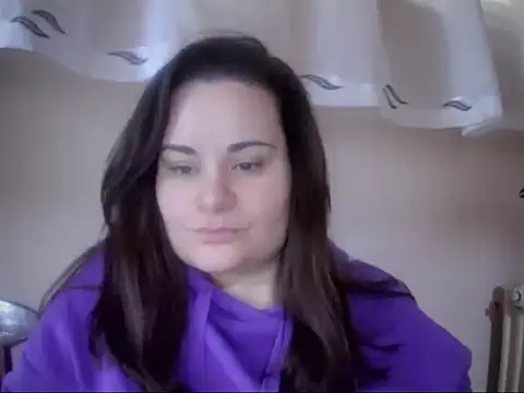 Snapshot of AalinnaK chatting on 02-25-26, 02:48 AalinnaK online show from 02-25-26, 02:48