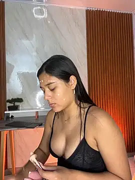 floriamANDjazmin online show from 11-07-25, 07:14