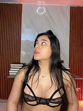floriamANDjazmin online show from 06-15-26, 06:54