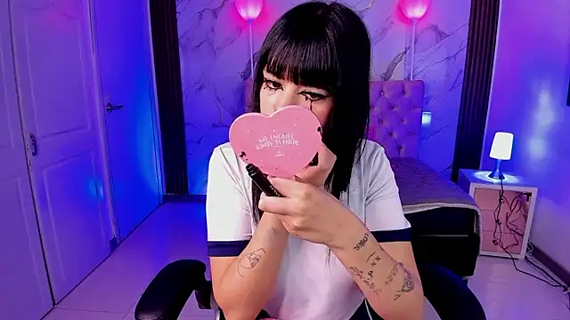 AuroraDiaz online show from 12-05-25, 07:21