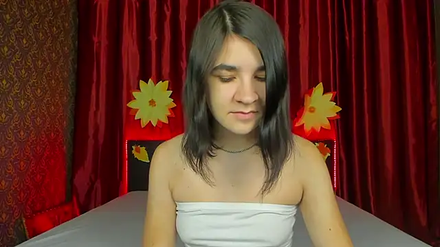  Polly Love  online show from 11-24-25, 07:08