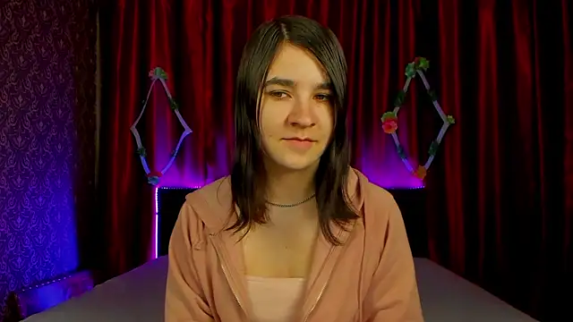  Polly Love  online show from 03-17-26, 07:23