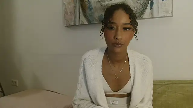 Snapshot of Leilaswe chatting on 12-07-24, 09:11 Leilaswe online show from 12-07-24, 09:11