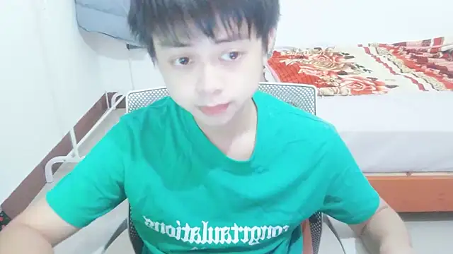 Snapshot of FFFFZ189 chatting on 06-21-26, 02:52 FFFFZ189 online show from 06-21-26, 02:52