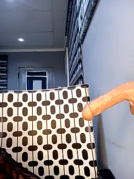 DickDiva1 online show from 02-20-25, 10:59