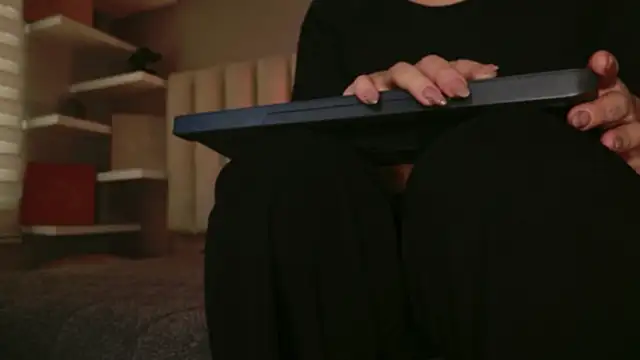 Megan mooree  online show from 11-23-25, 12:38