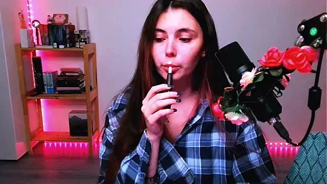 peaachybabe   online show from 10-14-25, 02:29