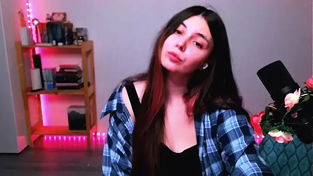 peaachybabe   online show from 10-23-25, 09:57