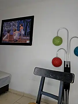 Antonella2 m online show from 12-10-24, 11:11