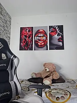 Antonella2 m online show from 01-15-26, 01:05