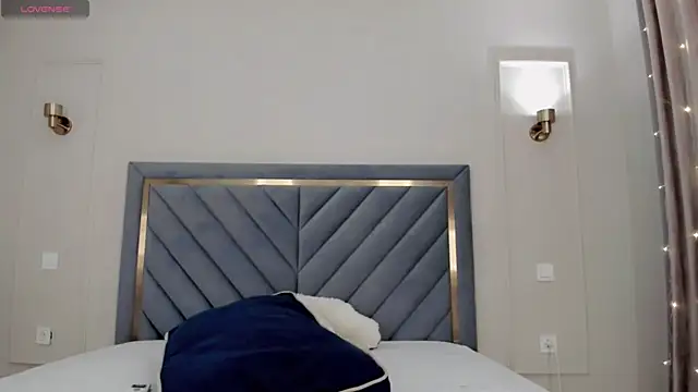 oxxx me online show from 02-16-25, 02:09