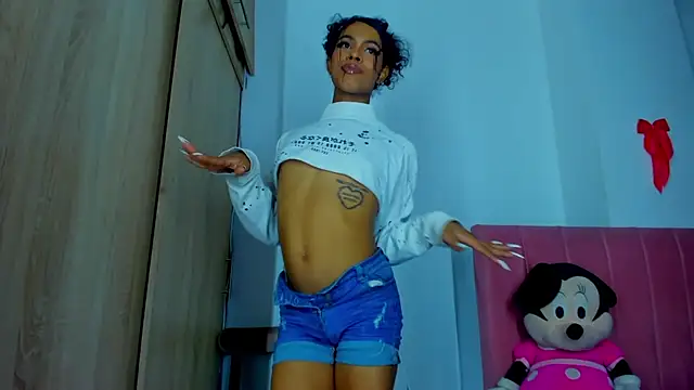 bloom444 online show from 12-17-24, 10:01