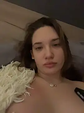 Holly Molii online show from 04-08-26, 04:12