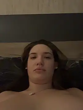 Holly Molii online show from 04-10-26, 03:56