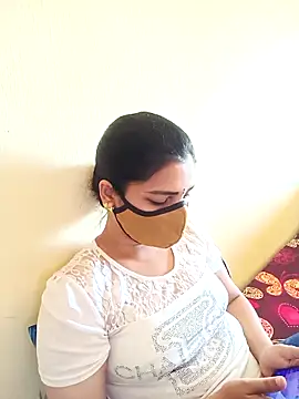 Snapshot of yourtamilcouple chatting on 03-05-25, 05:50 yourtamilcouple online show from 03-05-25, 05:50