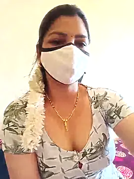 Snapshot of yourtamilcouple chatting on 03-15-25, 06:47 yourtamilcouple online show from 03-15-25, 06:47