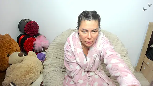 kilenyapatrice online show from 02-06-26, 01:47