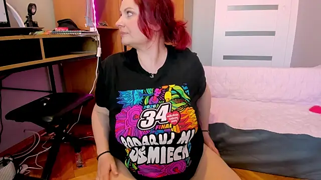 Lusttymommy online show from 04-21-26, 04:01