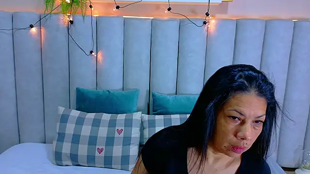 JaylaScott   online show from 10-16-25, 11:33