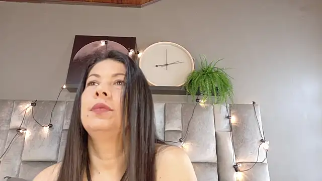 JaylaScott   online show from 04-12-26, 11:48