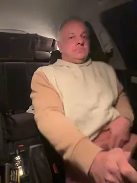 JakubW79 online show from 12-28-24, 02:01