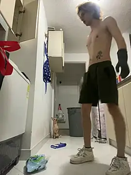 Deim  online show from 04-14-26, 02:28