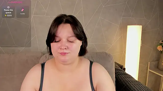 Blossom Sonya online show from 10-21-25, 12:11