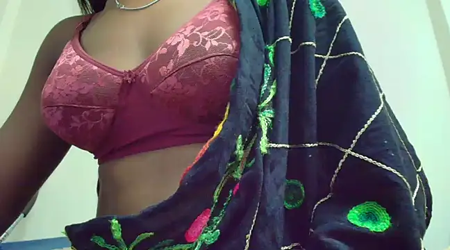 Snapshot of Magic_Zara chatting on 12-06-24, 08:48 Magic Zara online show from 12-06-24, 08:48