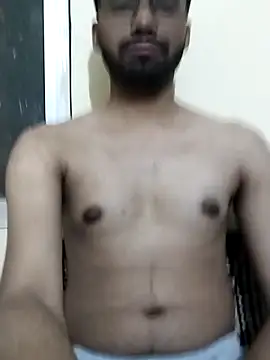 Snapshot of hotboy22 chatting on 04-10-26, 07:18 hotboy22 online show from 04-10-26, 07:18