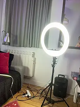 Snapshot of crazyrabbits chatting on 02-17-25, 09:52 crazyrabbits online show from 02-17-25, 09:52