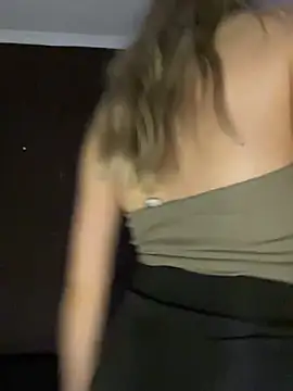 Snapshot of Alisa_Rise chatting on 01-26-25, 12:37 Alisa Rise online show from 01-26-25, 12:37