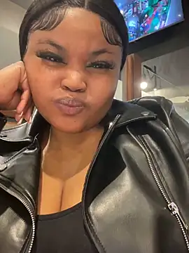 Curveysinaa online show from 03-18-25, 05:53