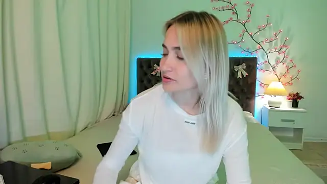 KateOwyns online show from 05-19-26, 12:22