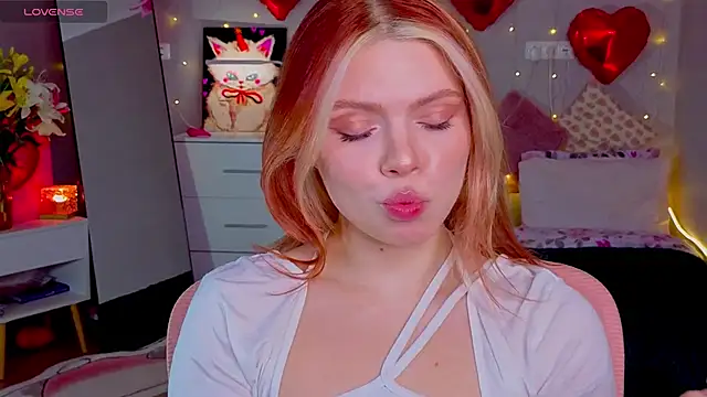 Red  Candy online show from 02-17-26, 03:29