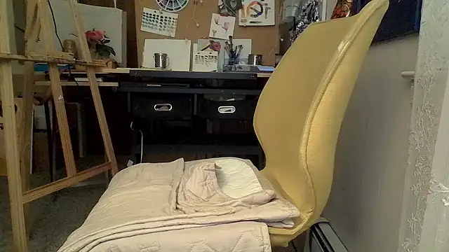 Snapshot of naughtyonbicycle chatting on 06-14-26, 02:30 naughtyonbicycle online show from 06-14-26, 02:30